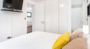 Apartamento, 1 habitación (Nueva San Martin, 1490) | 1 dormitorio y ropa de cama