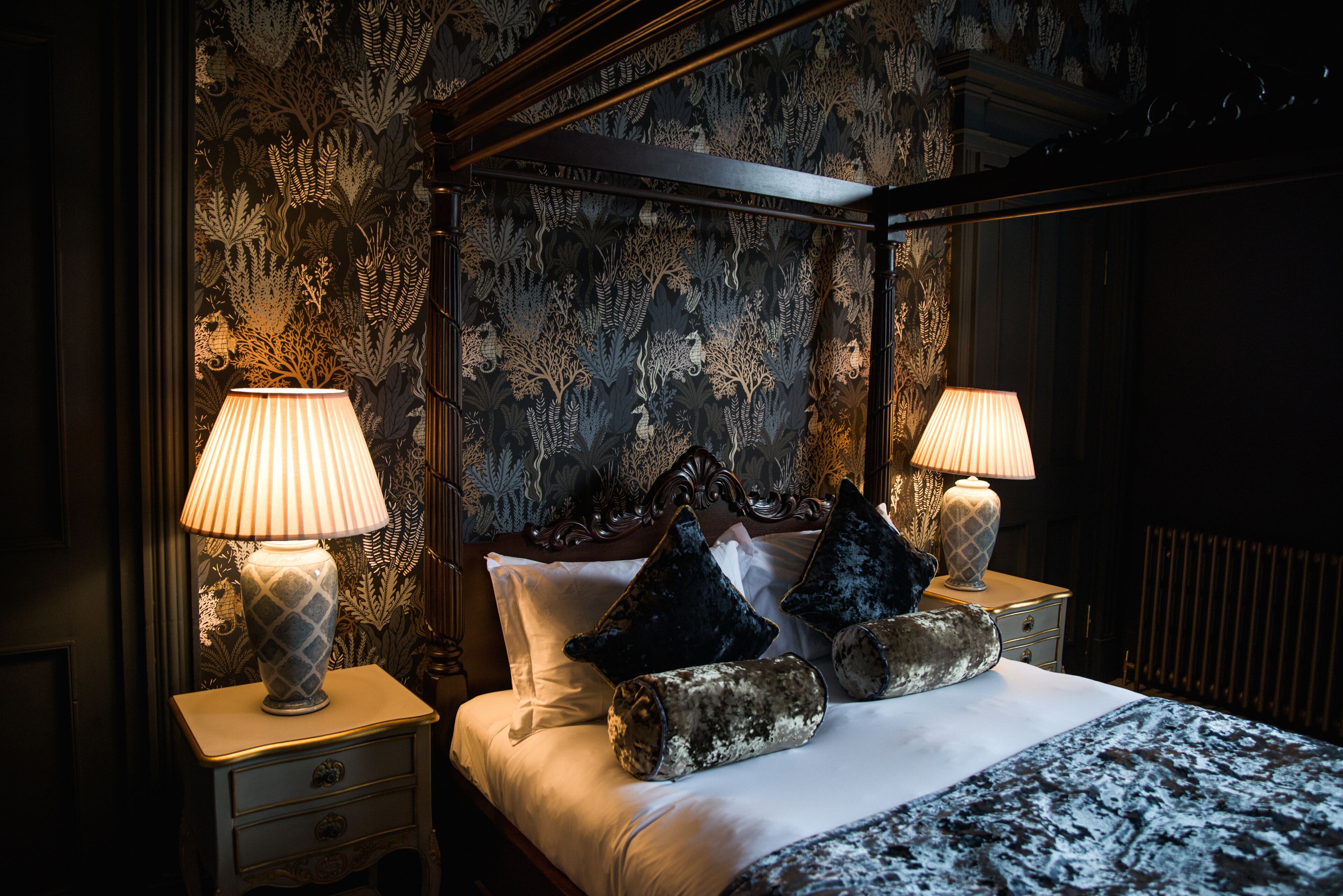 georgian suite | egyptian cotton sheets, individually decorated, individually furnished