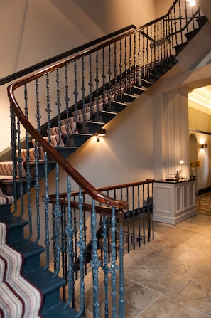 Staircase - No 11 (Edinburgh)