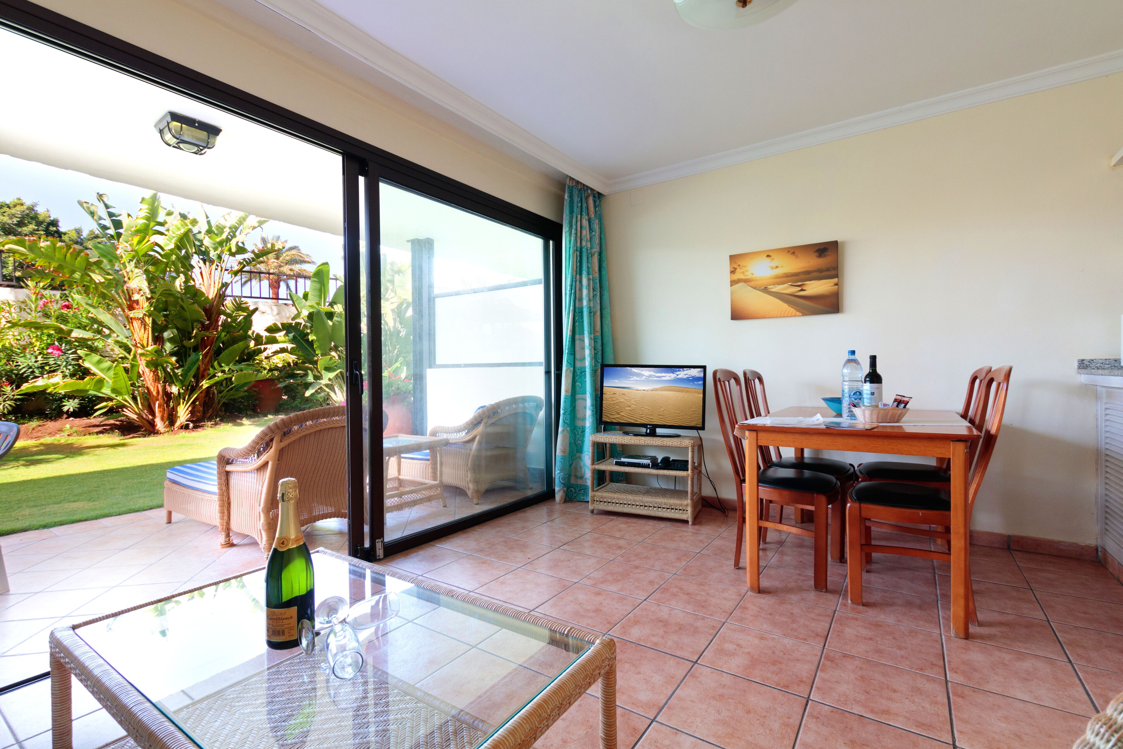 Apartment, 1 Bedroom | Living room | 32-inch flat-screen TV with digital channels, TV
