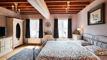 Habitación estándar doble | Minibar, caja fuerte, wifi gratis y ropa de cama