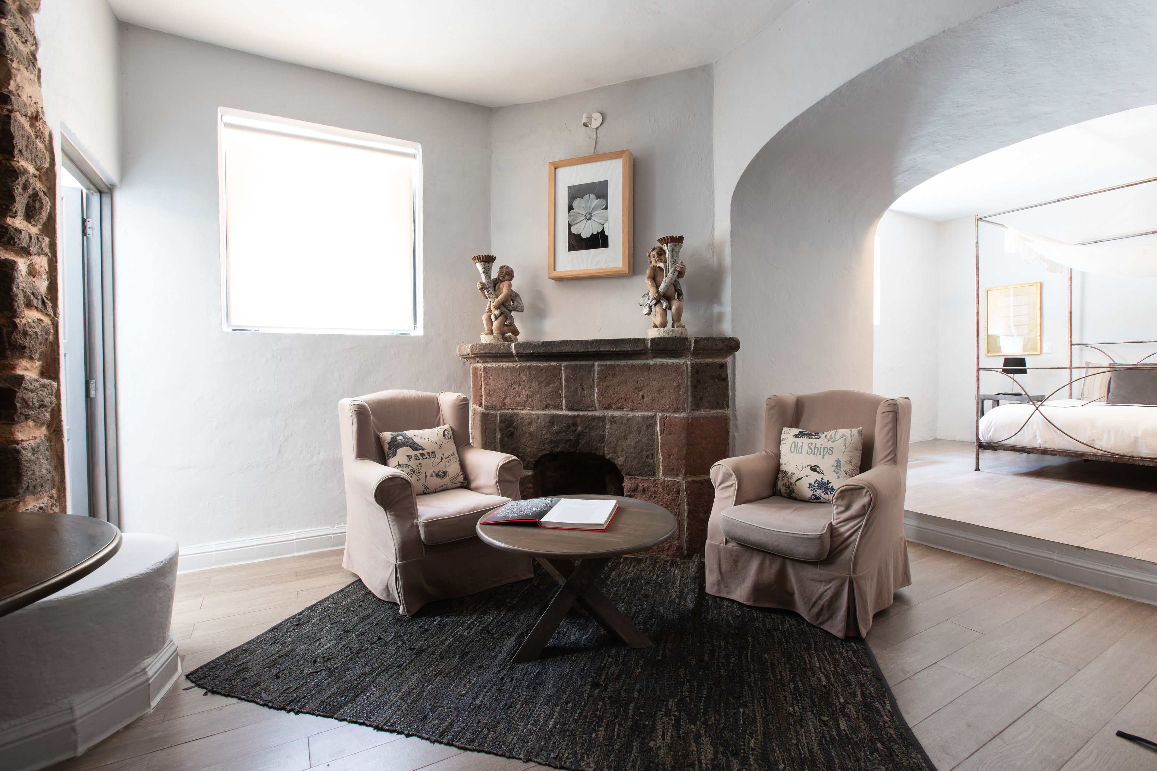 junior room | living area | 24-inch led tv with cable channels, tv, ipod dock