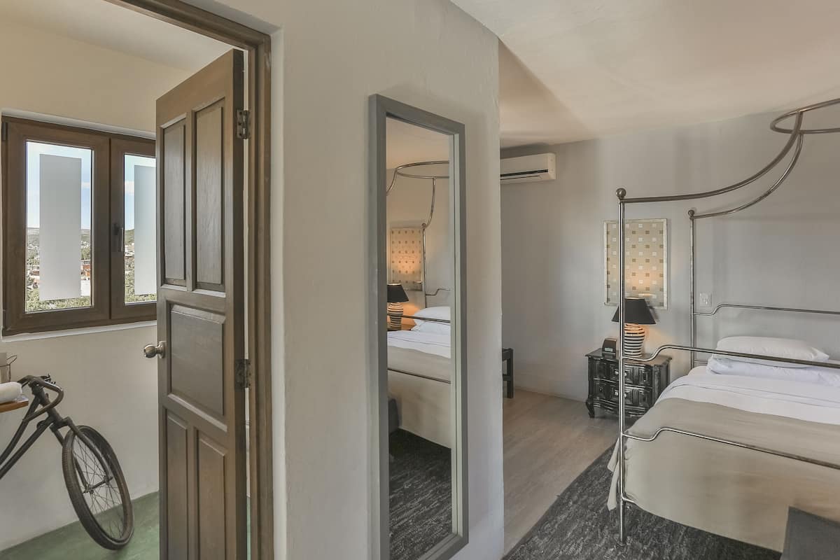 superior room | 1 bedroom, premium bedding, down duvets, tempur-pedic beds