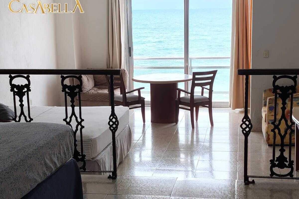Quarto casal premium, vista para o oceano | Escrivaninha, ferros/tábuas de passar roupa, Wi-Fi de cortesia