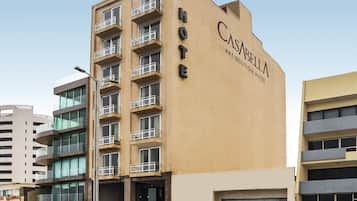 Fachada de la propiedad