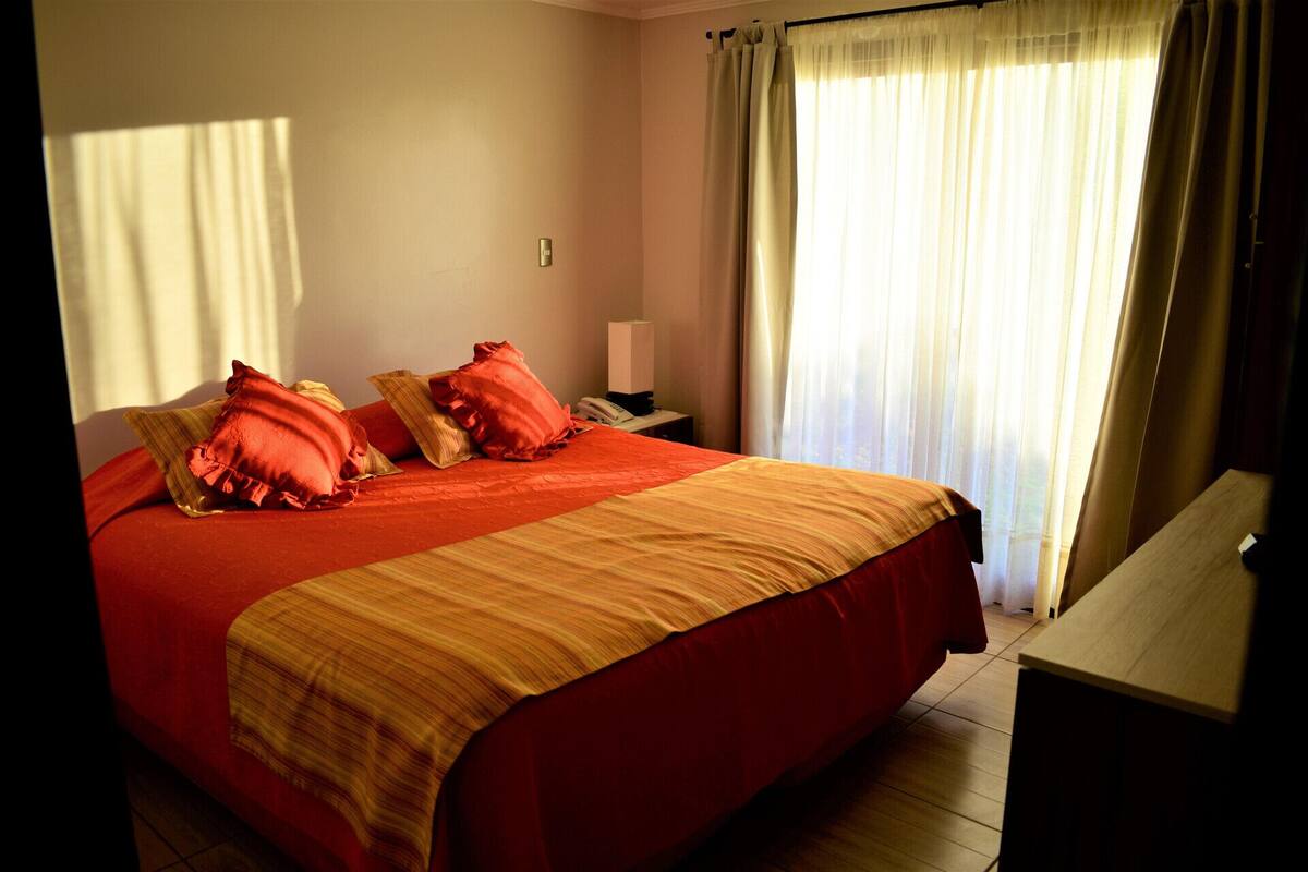 Premium bedding, in-room safe, free cots/infant beds, free WiFi