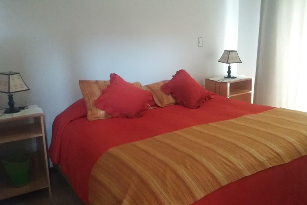 1 habitación y ropa de cama de alta calidad