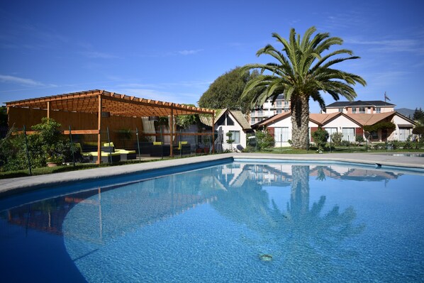 Outdoor pool, pool loungers