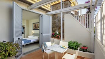 Triple Room, Sea View | Balcony