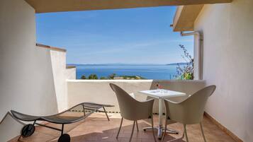 Superior Double Room, Sea View | Terrace/patio
