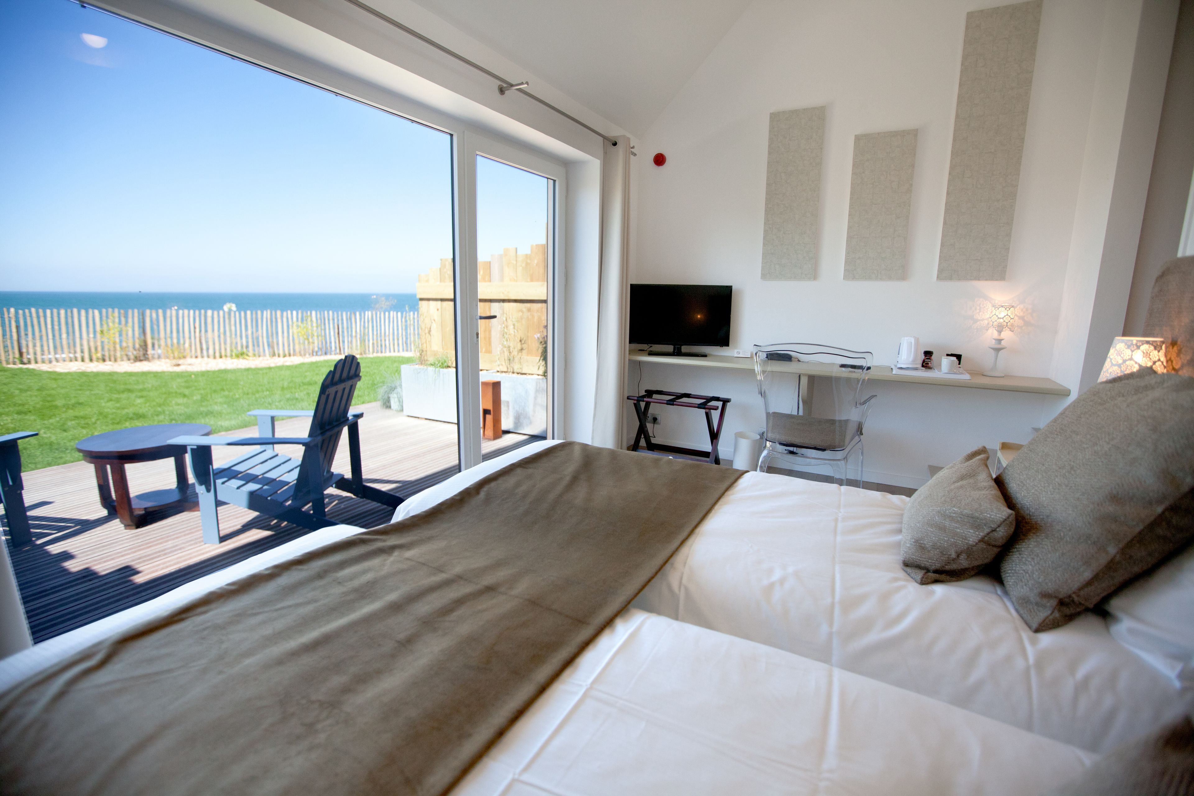 superior room | individually decorated, desk, soundproofing, iron/ironing board