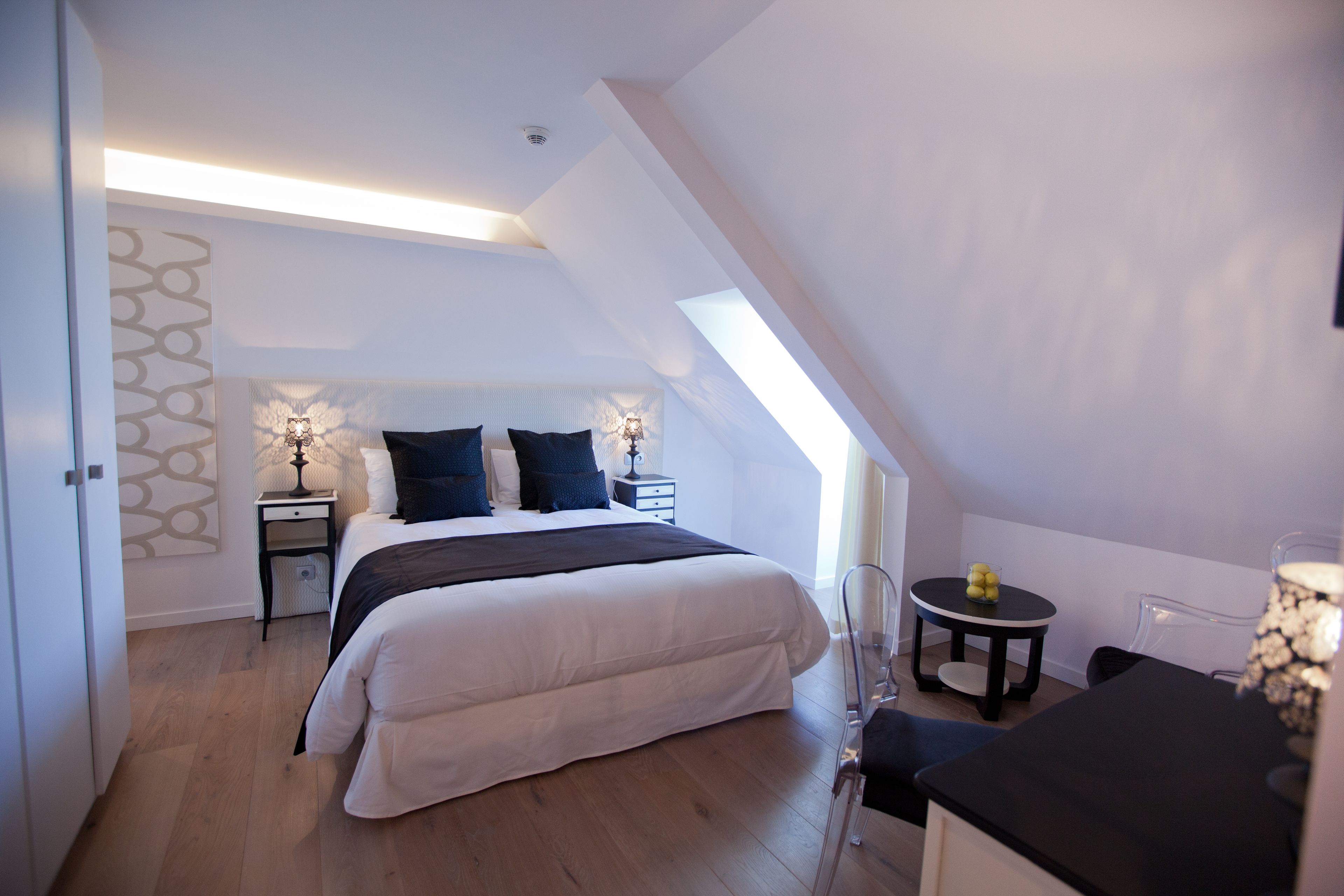 comfort room | individually decorated, desk, soundproofing, iron/ironing board