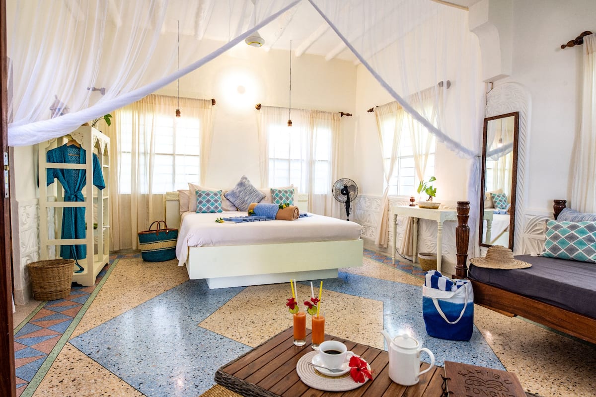 Wifi gratis y ropa de cama 
