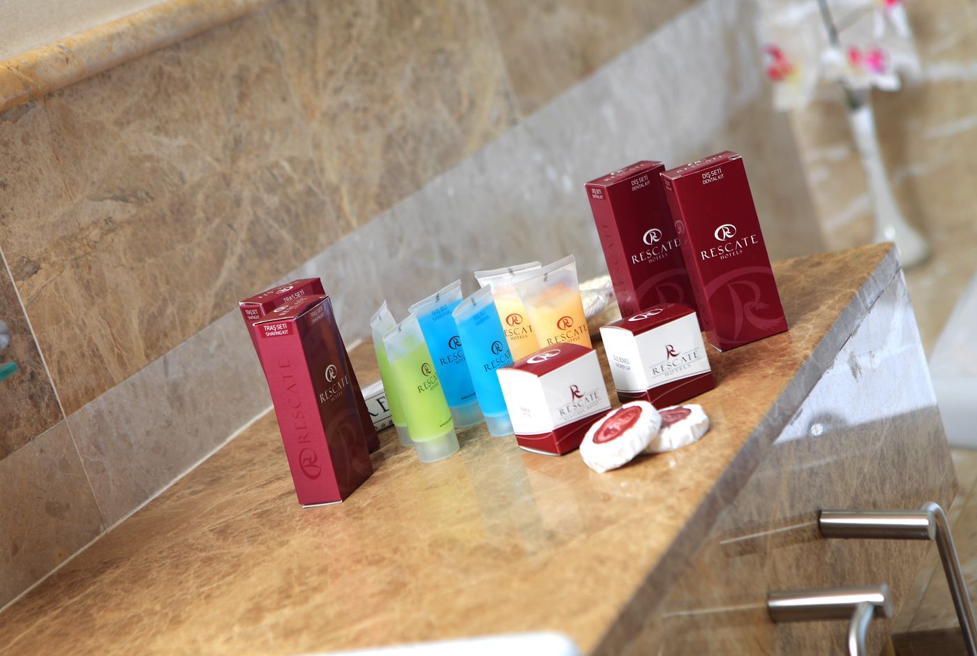 superior room | bathroom amenities | shower, hair dryer