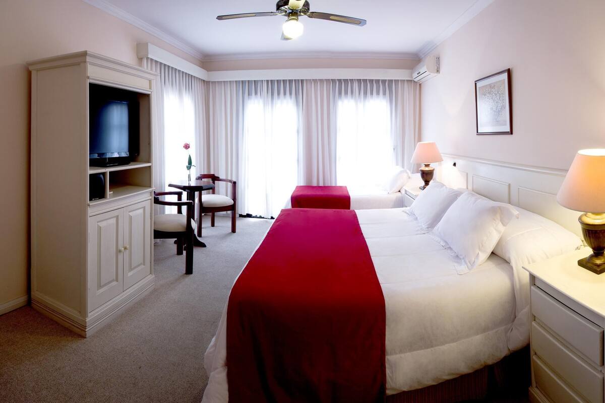 Cribs (free), WiFi (free), bed sheets