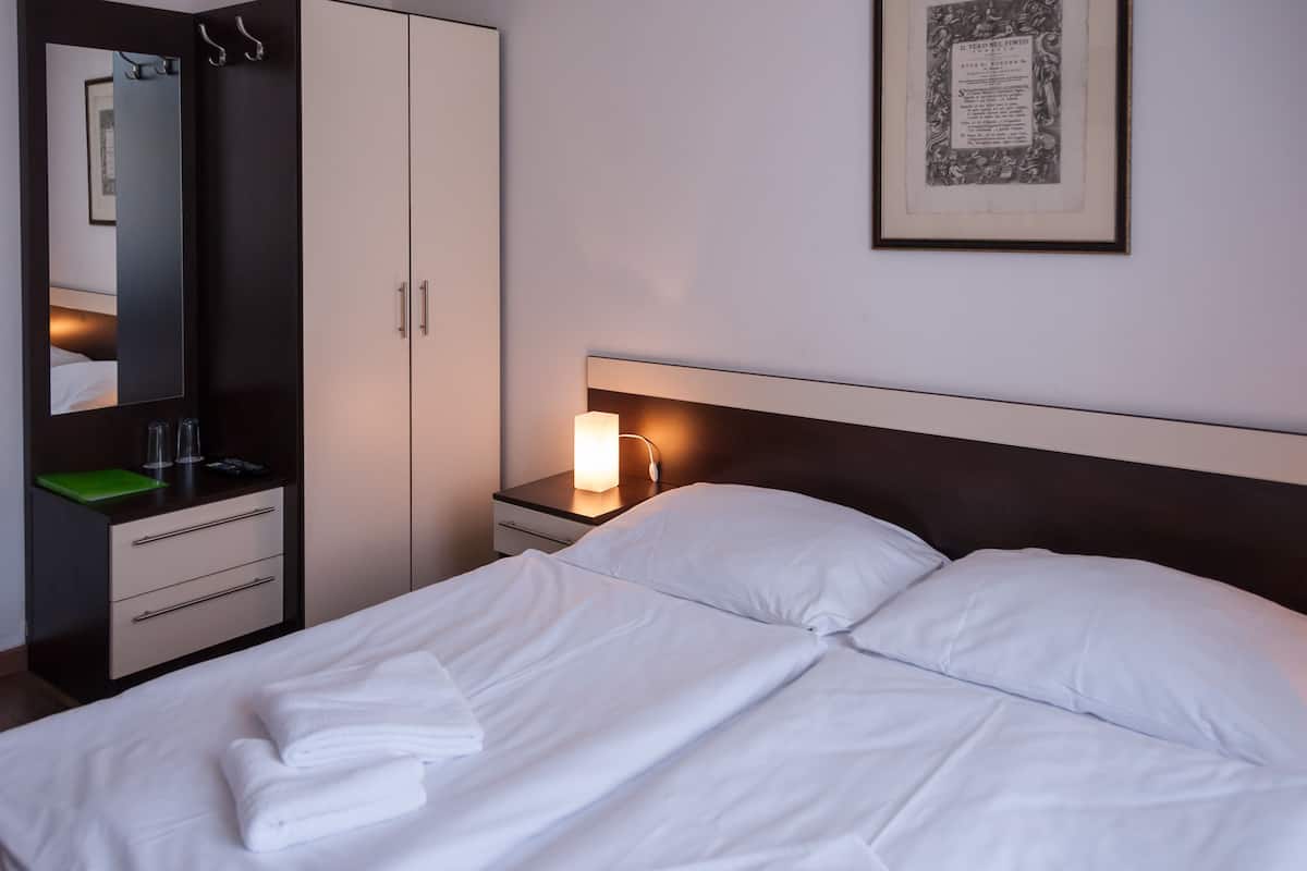 In-room safe, blackout drapes, soundproofing, iron/ironing board