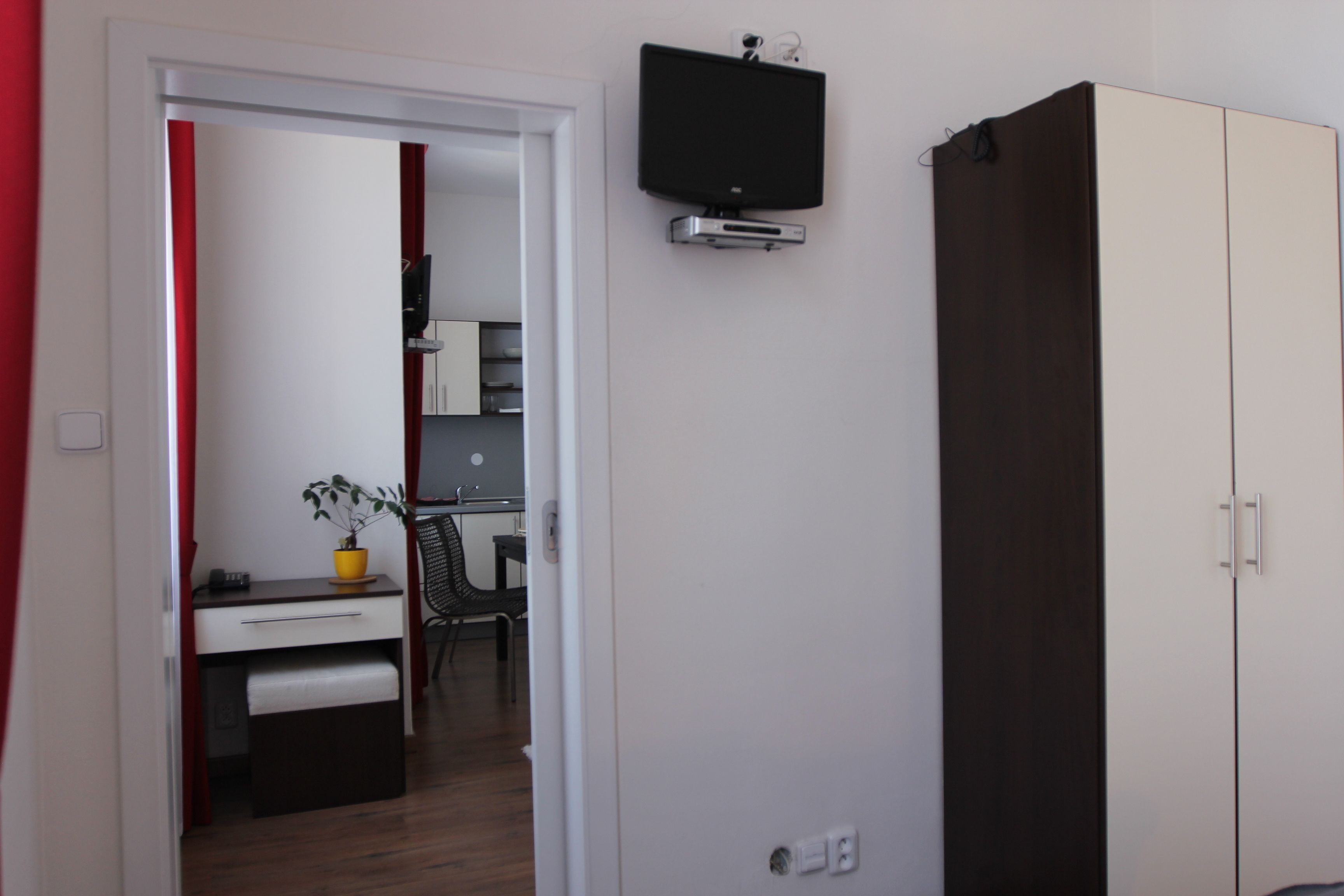 apartment, 2 bedrooms | in-room safe, blackout curtains, soundproofing, iron/ironing board