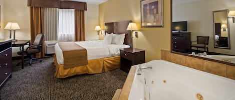 Standard Room, 1 King Bed, Non Smoking, Jetted Tub | In-room safe, desk, laptop workspace, blackout drapes