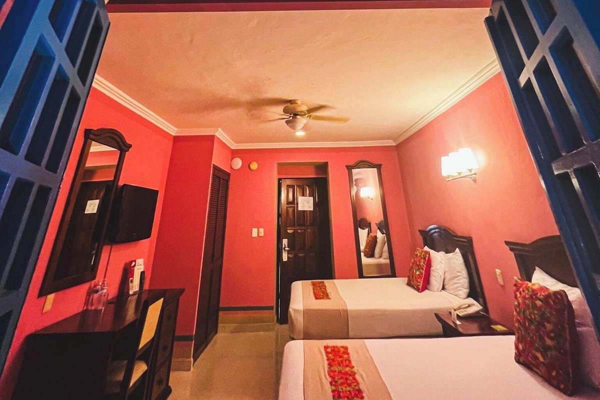 Standard Room, 2 Double Beds