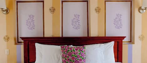 Junior Suite King | Caja de seguridad en la habitación, escritorio y cortinas blackout