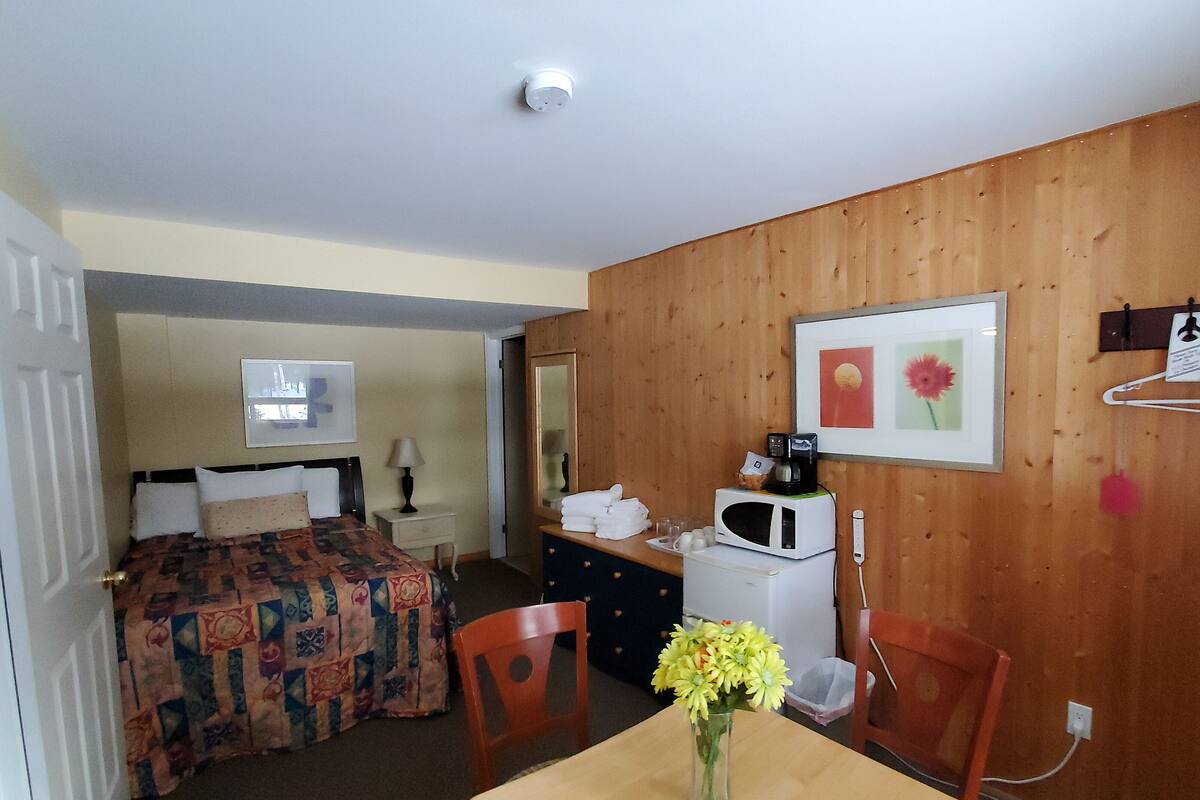 Habitació familiar | Bressols gratuïts, wifi gratuïta i roba de llit 