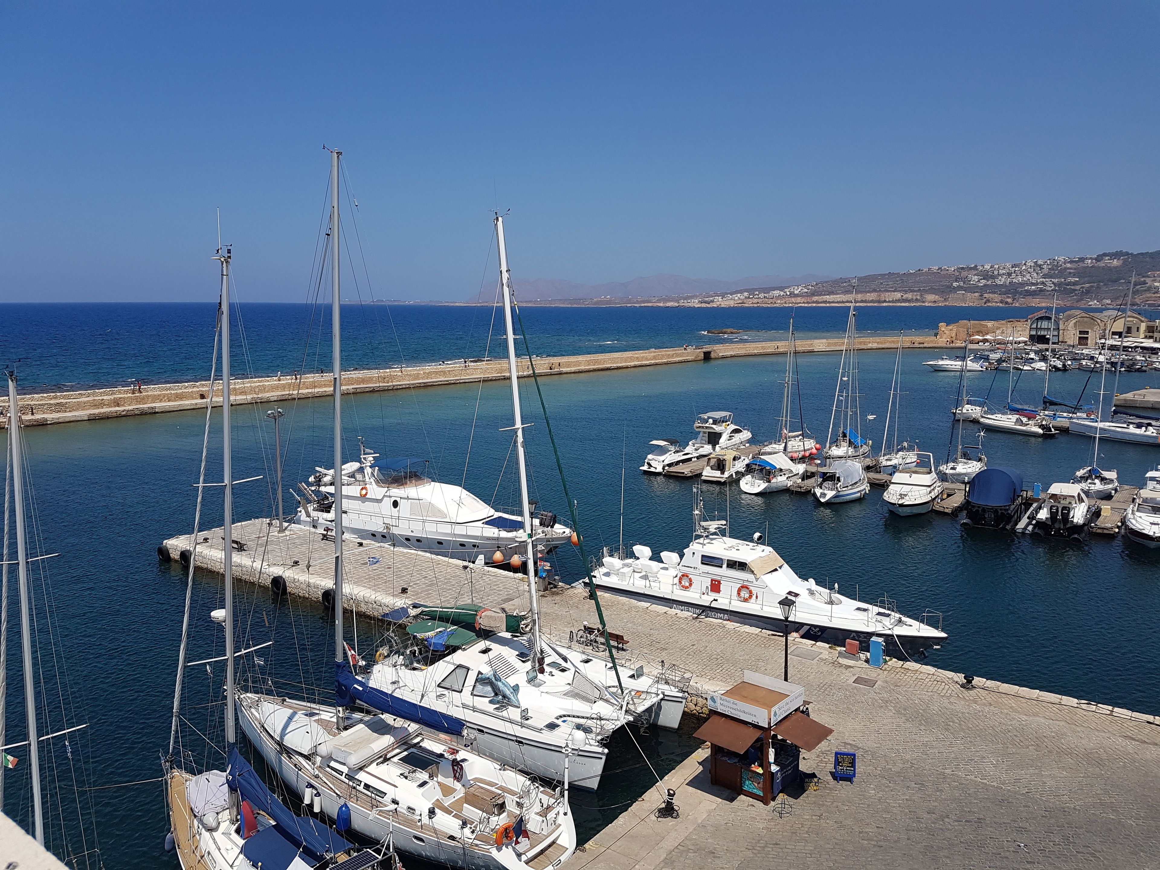 Photo - Ambassadors Residence Boutique Hotel