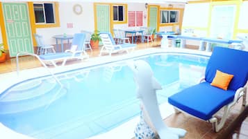 Outdoor pool, sun loungers