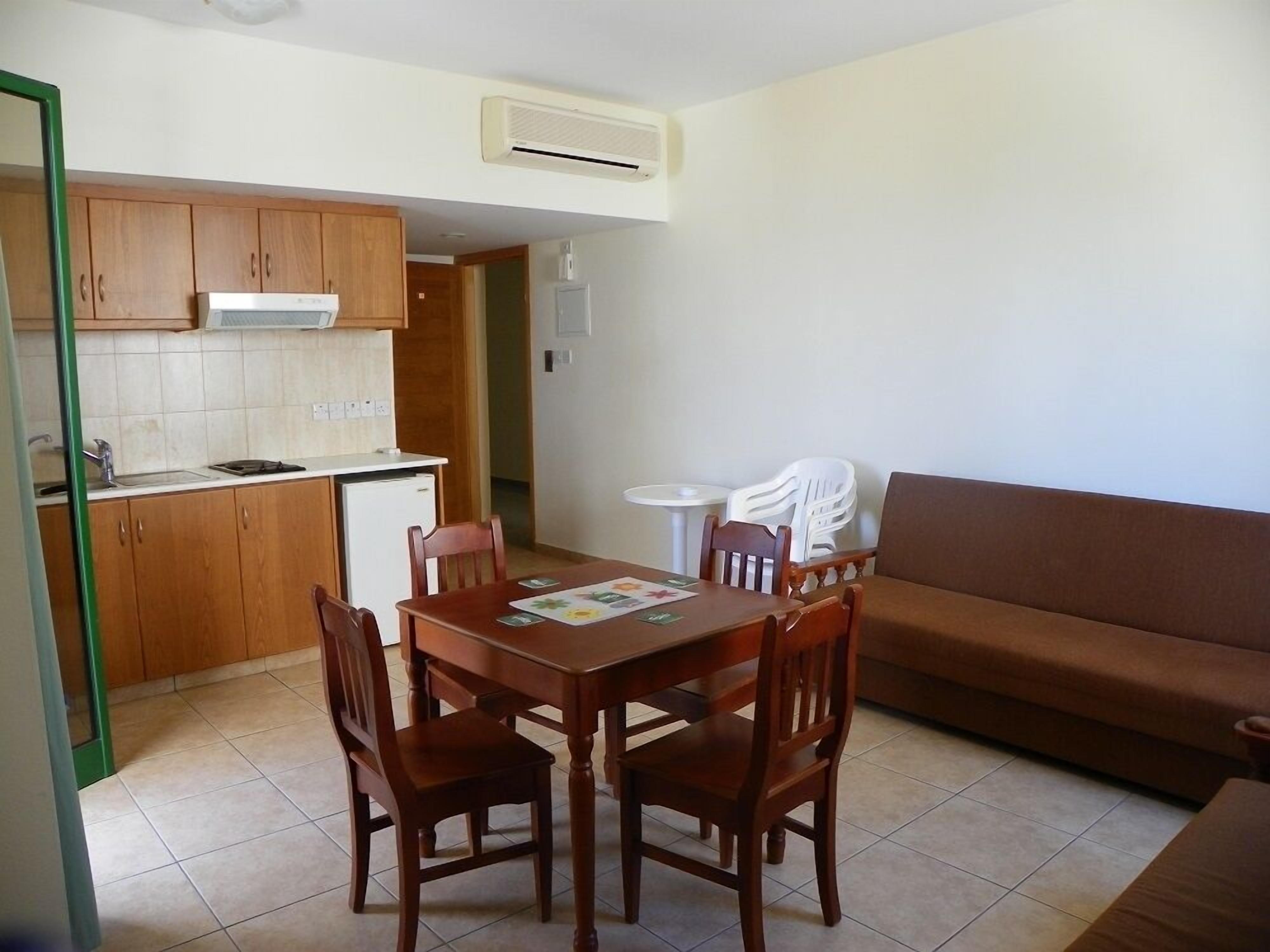 Photo - Sea N Lake View Hotel Apartments