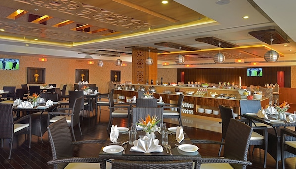 Frukost enligt egen beställning varje dag (INR 500 per person)