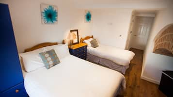 2 bedrooms, individually decorated, individually furnished, desk