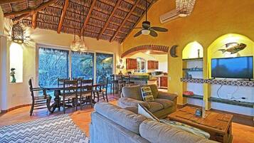 Superior-Villa | Wohnbereich