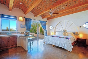 Suite estudio | 1 habitación, edredón, decoración personalizada y wifi gratis