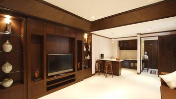 One-Bedroom Suite | Living area | LCD TV
