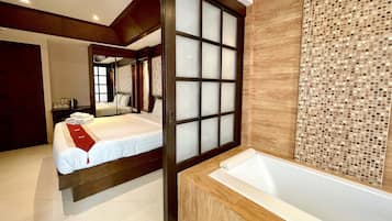 Superior Double Room | 1 bedroom, Egyptian cotton sheets, in-room safe, desk