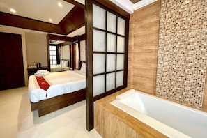 Superior Double Room | Bộ trải gi�ường bằng vải cotton Ai Cập, két bảo mật tại phòng, bàn 