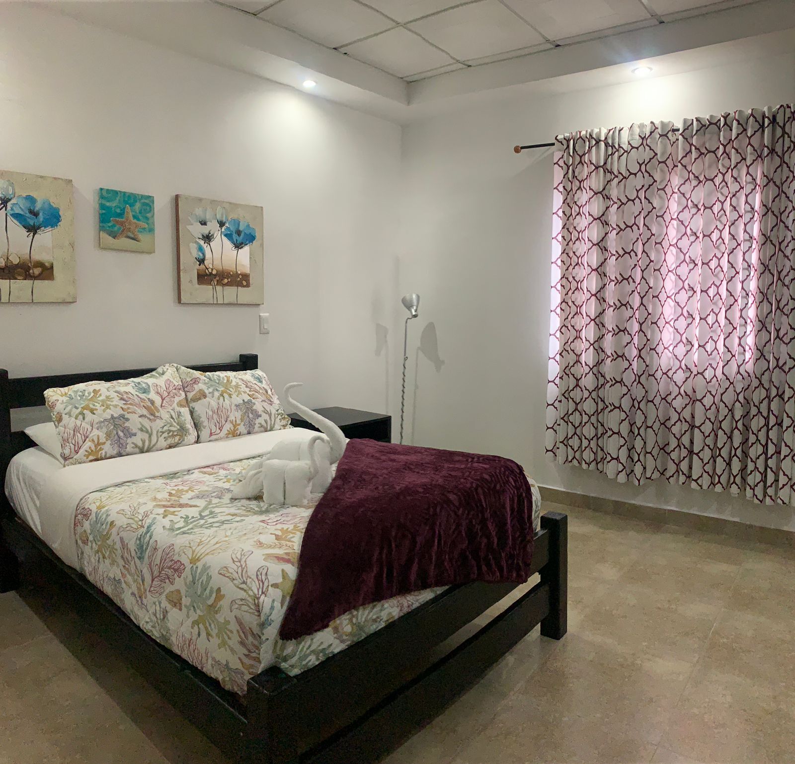 Photo - Hotel Coronado Inn