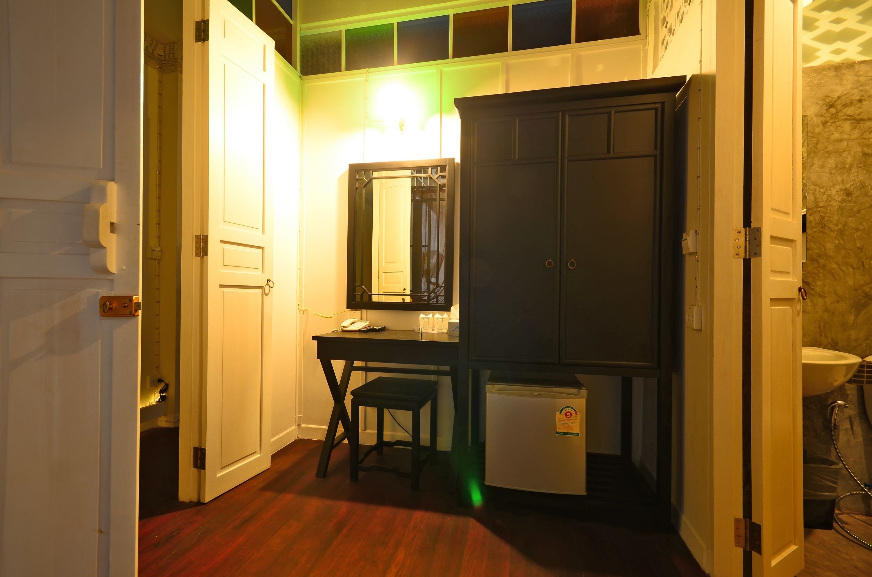 standard room, 1 double bed | in-room business centre