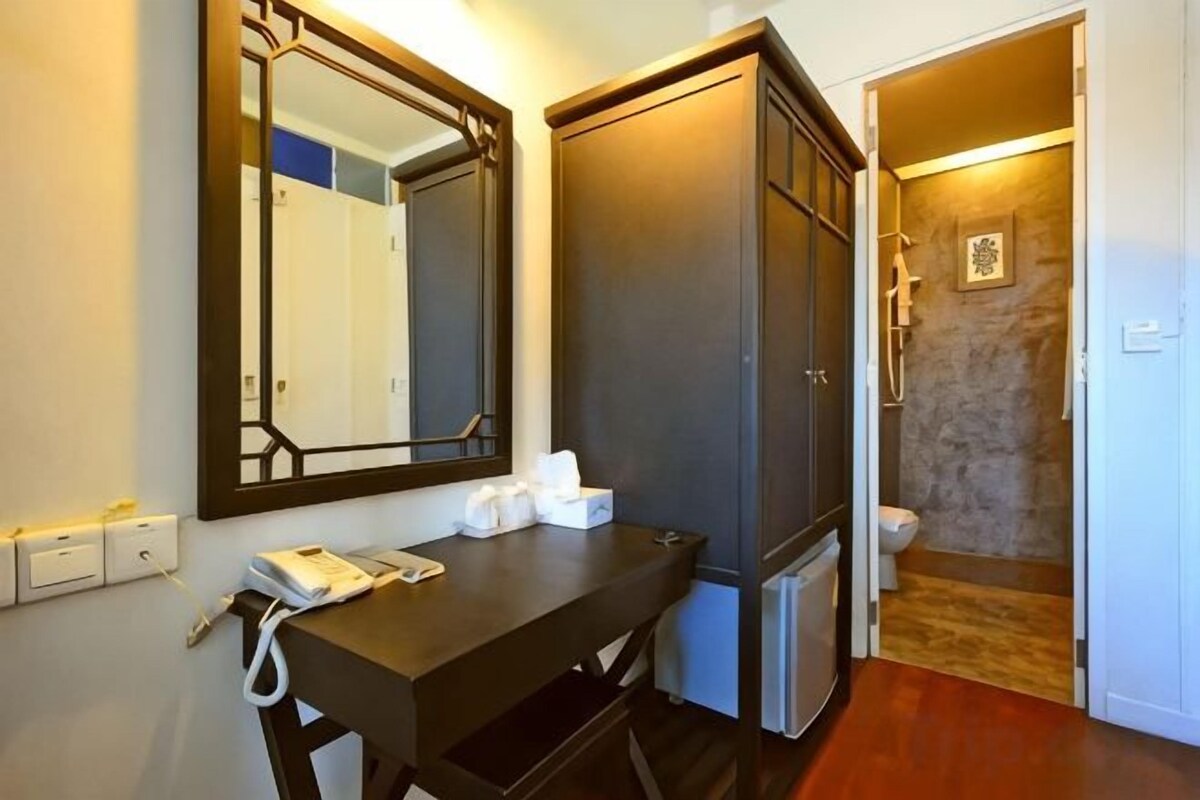 Standard Twin Room with balcony