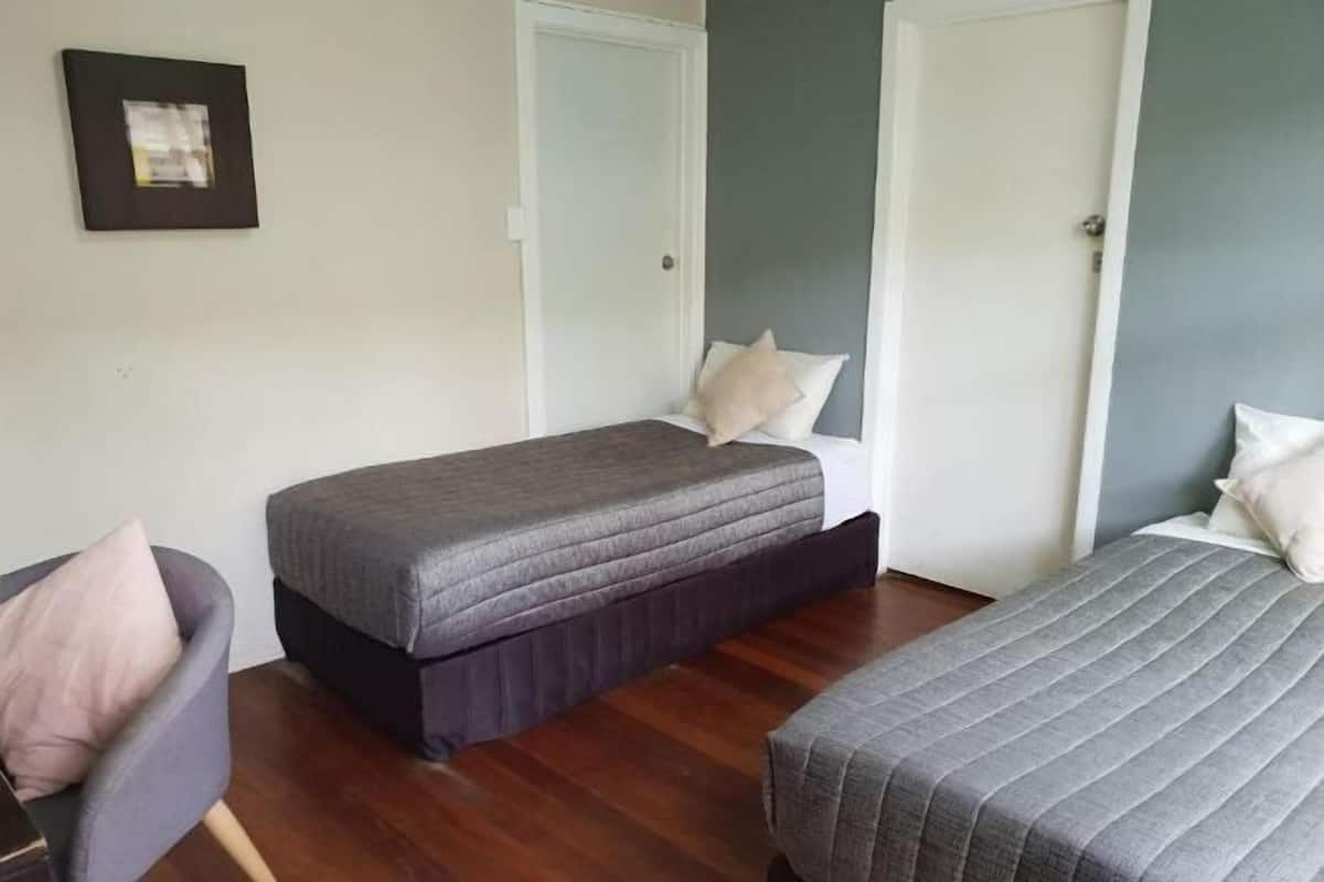 Desk, free WiFi, bed sheets