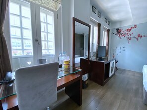 Room amenity - Bliss Hotel Singapore (Singapore)