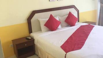 Superior-Zimmer, 1 Doppelbett oder 2 Einzelbetten | Schreibtisch, kostenloses WLAN, Bettwäsche