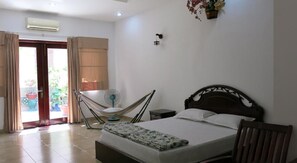 Kamar Keluarga | Meja kerja dan Wi-Fi gratis
