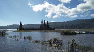Tempat menarik