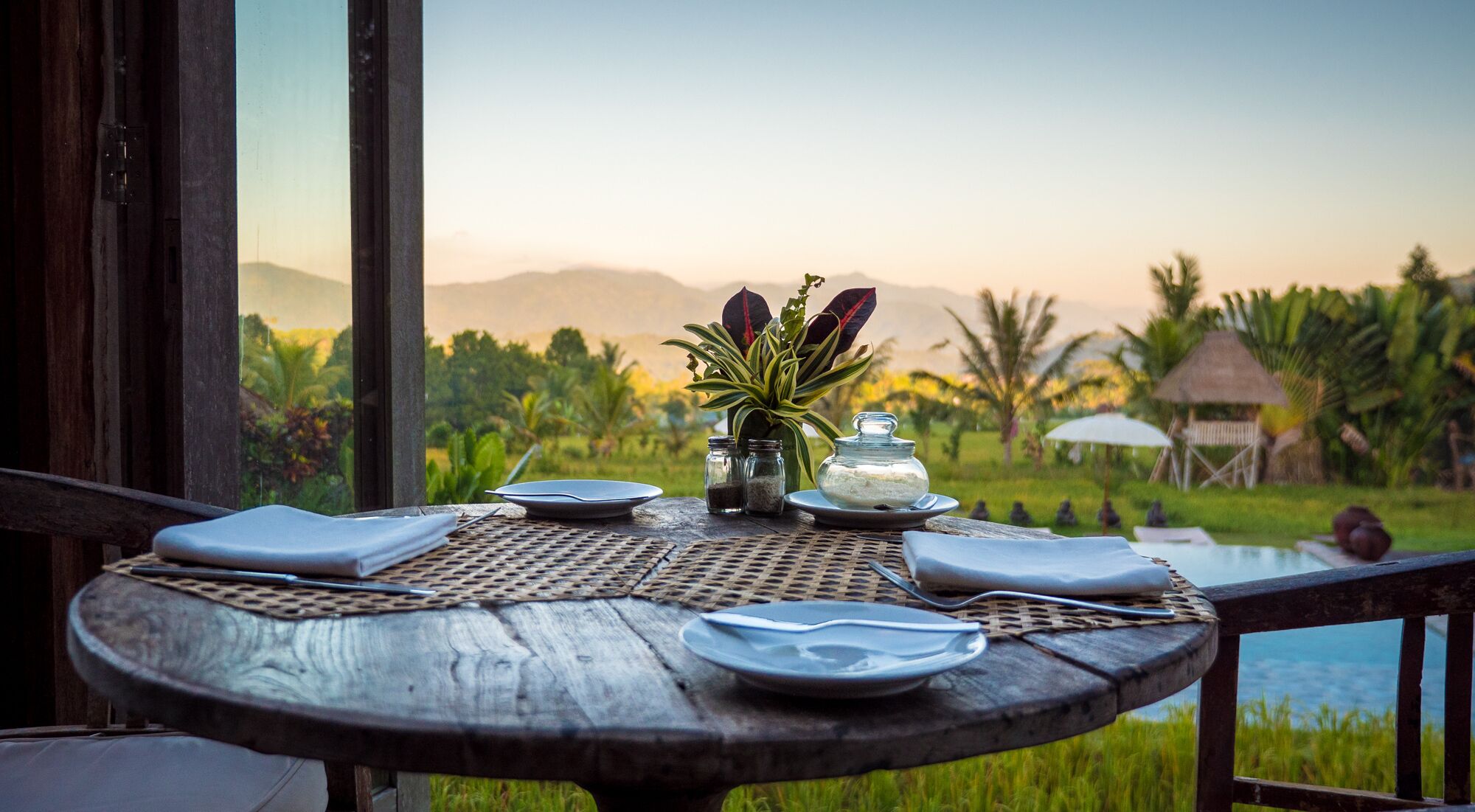 breakfast, lunch, dinner served; international cuisine, pool views