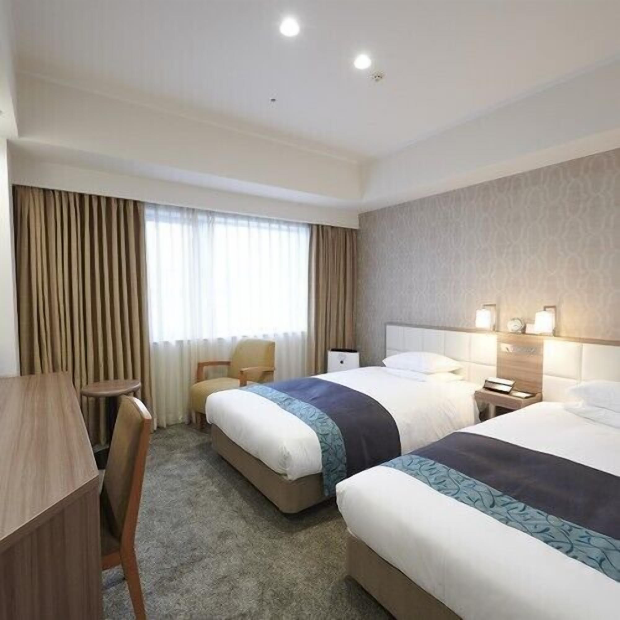 Premium bedding, desk, blackout curtains, soundproofing