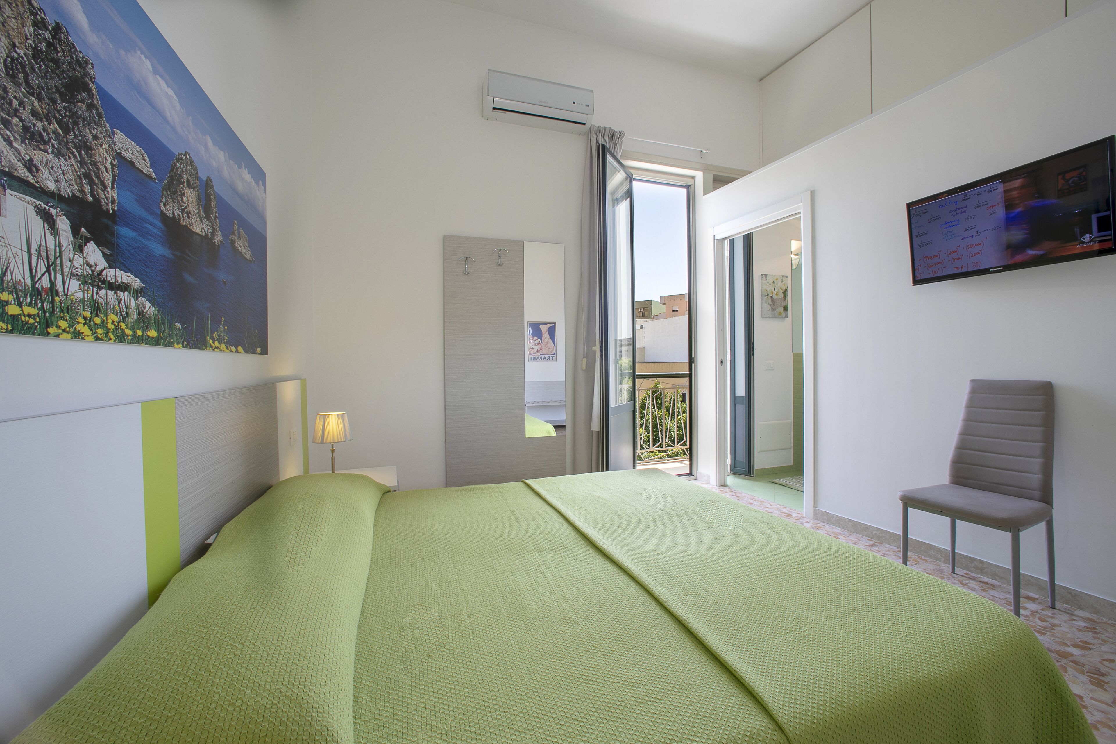 Camera con letto matrimoniale o 2 letti singoli | Premium bedding, individually furnished, desk, soundproofing