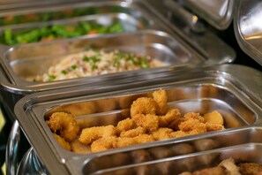 Breakfast buffet - Hotel Le Carnot (Hanoi)
