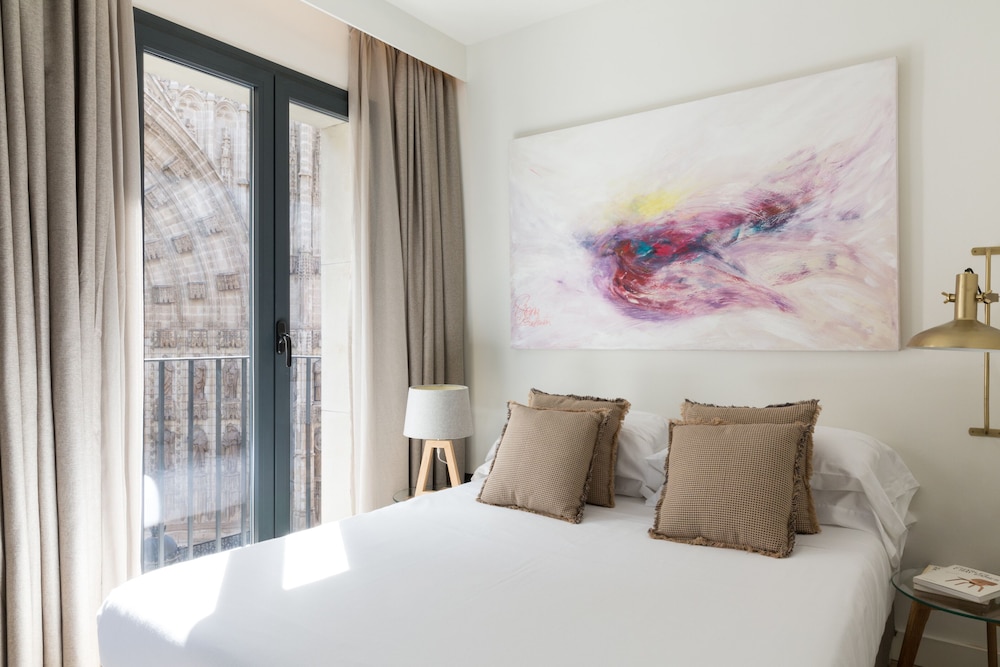 Puerta Catedral Suites by null