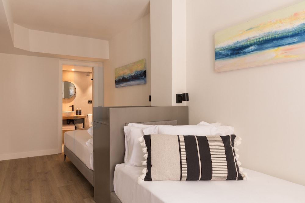 Puerta Catedral Suites by null