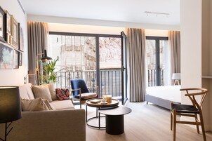 Suite superior, 2 habitaciones | 2 dormitorios, ropa de cama de alta calidad, edredones de plumas